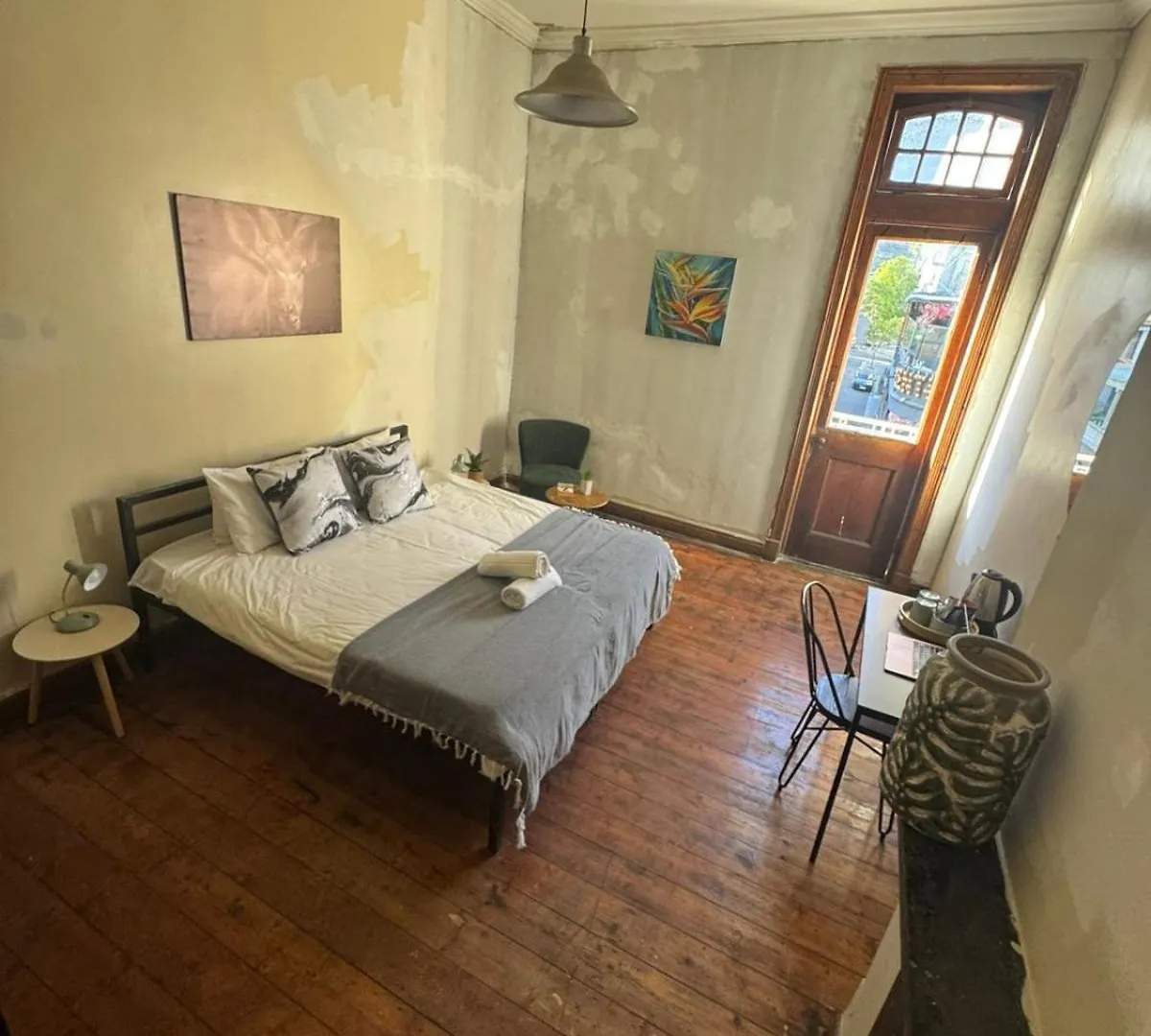 Wobbly Warthog Hotel Cape Town